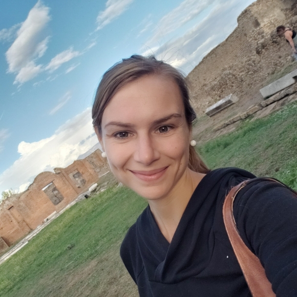 Meet your Posher, Raquel - Picture 6 of 6